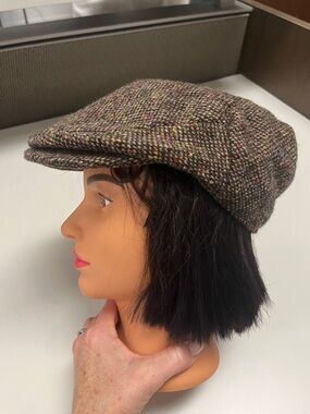 Hanna Hats Brown Tweed Newsboy Cap - Classic Flat Cap Size Small